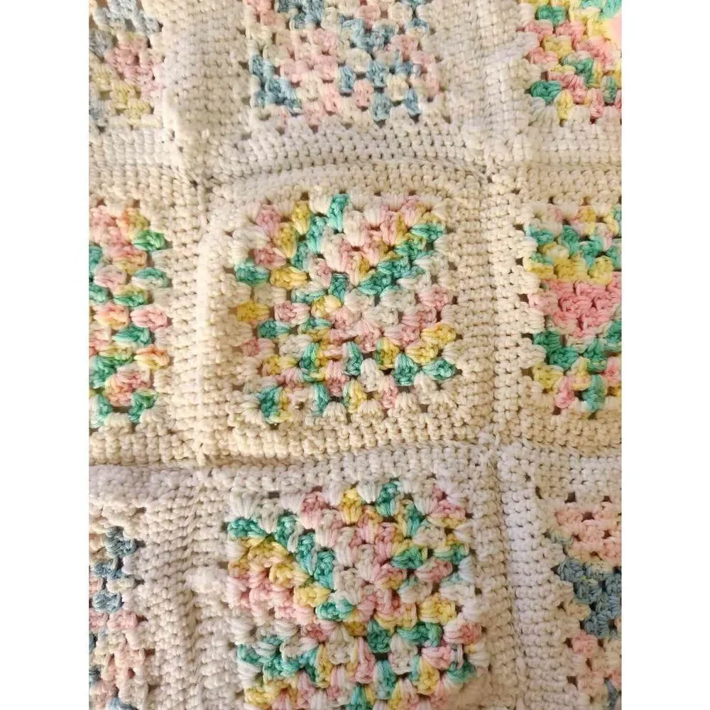 Vintage knit baby blanket rectangular crib size cream white pastel pink mint gre